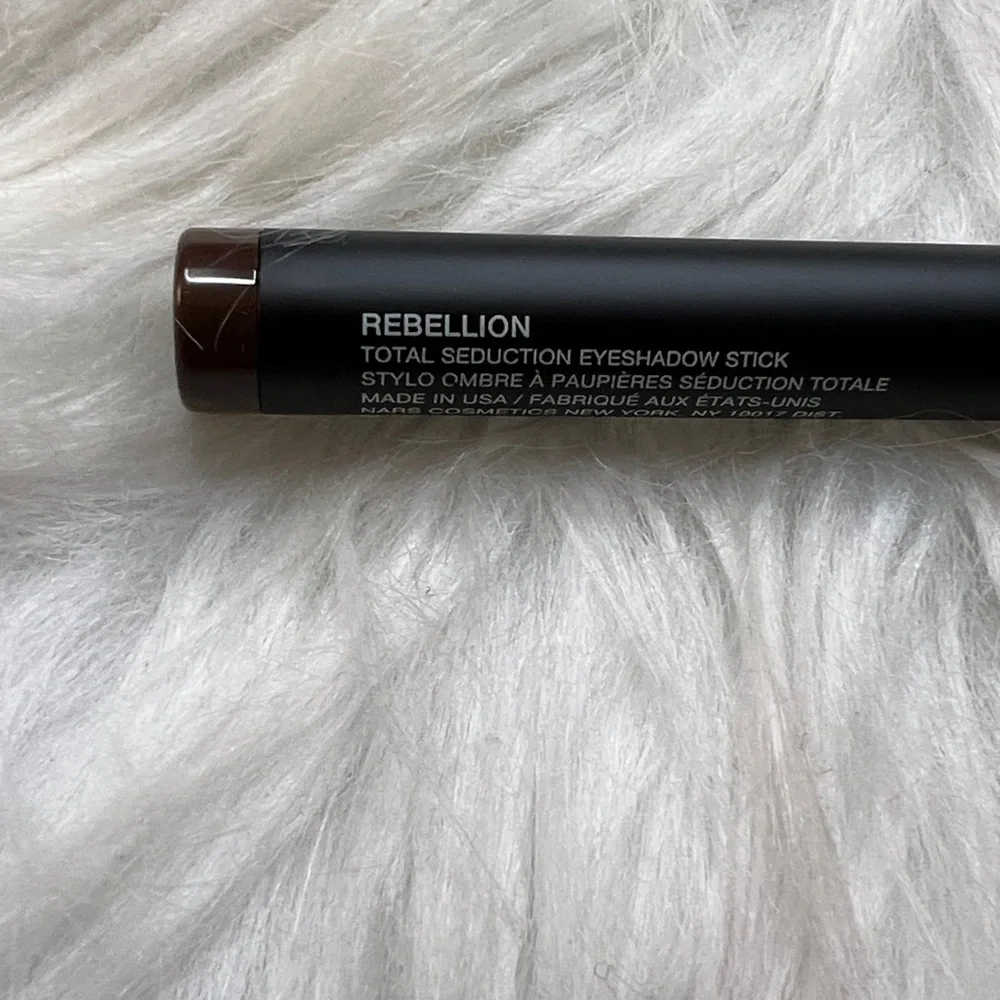 NARS Seduction Eyeshadow Stick - Color Rebellion